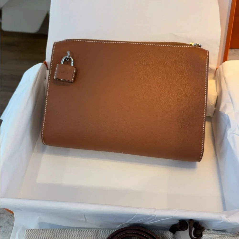 Hermes Bolittle Clutch/Crossbody RARE - Picture 2 of 5